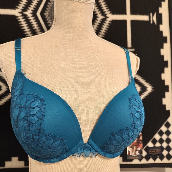 💙 EUC Victoria's Secret Very Sexy Push Up Underwire Adjustable Bra, 34DD - Picture 4 of 9